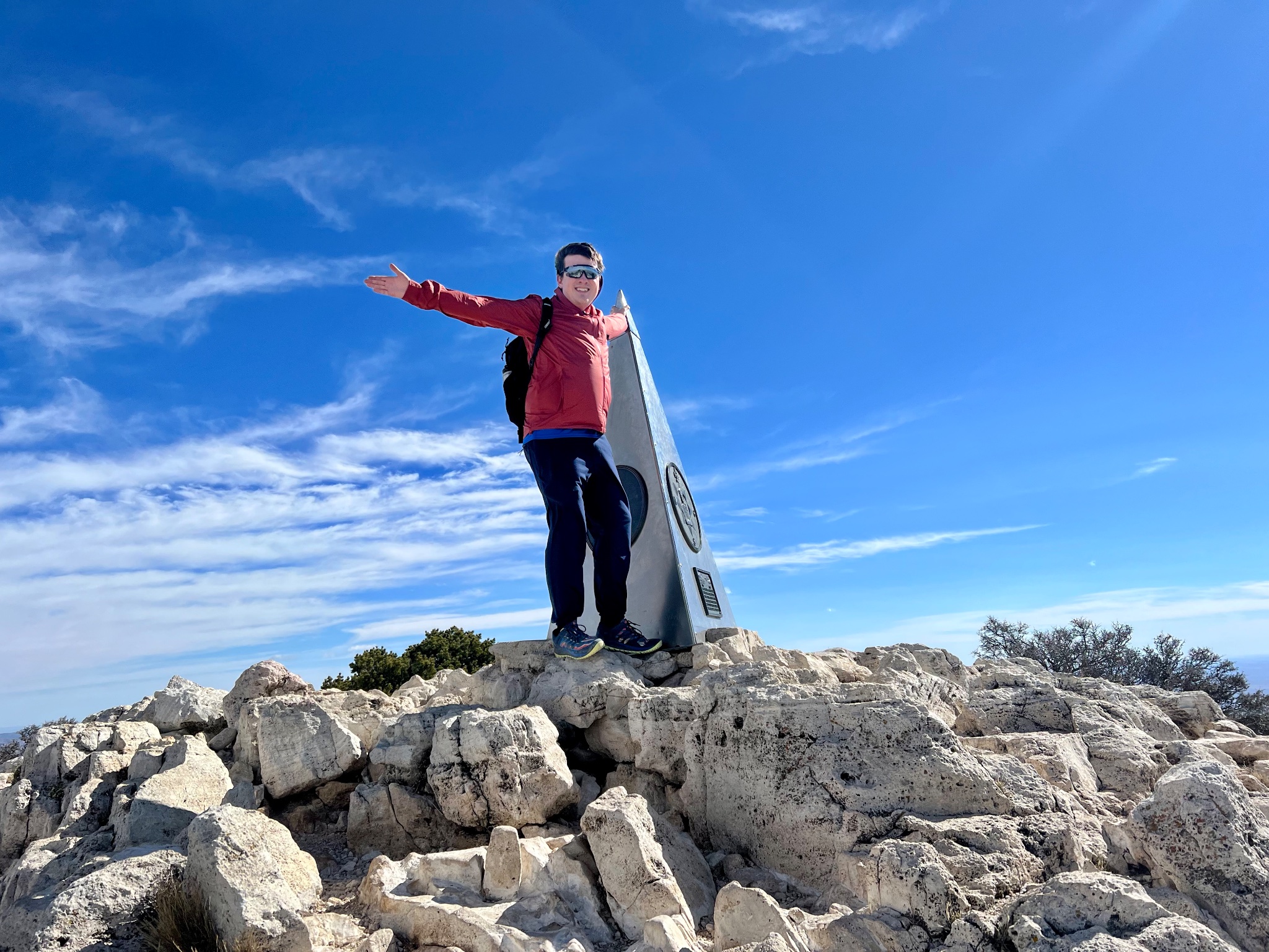 d06cdd49 ef35 4eda b06d